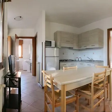 Carla Apartment